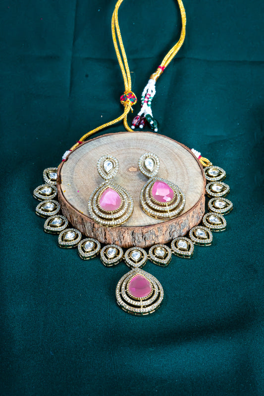 Antique Pink Teardrop Kundan Necklace