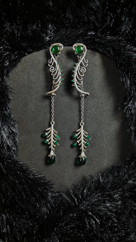 Emerald dewdrop green earrings - silver long drop floral earrings