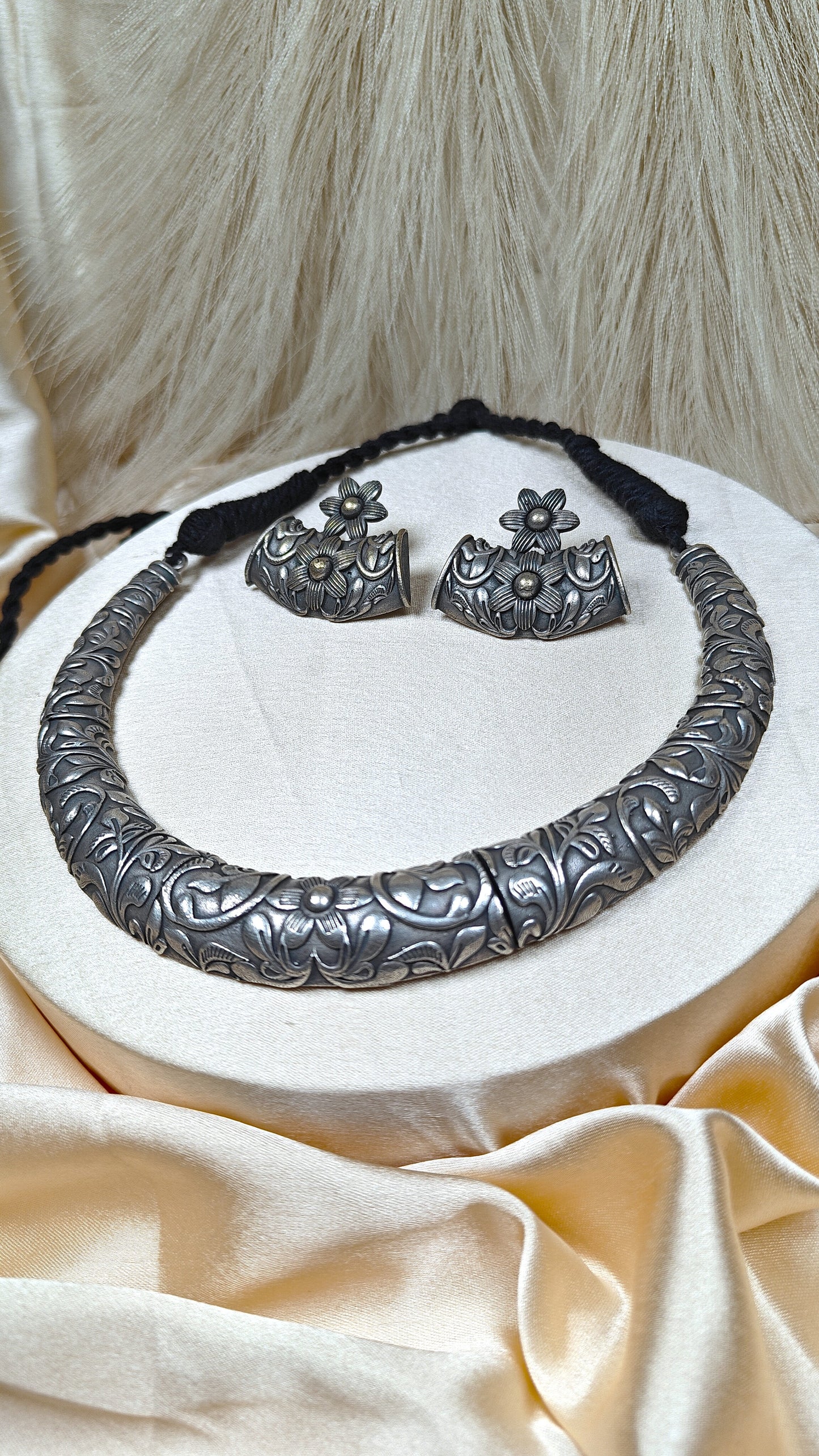 Vintage Bloom Oxidised Choker Set
