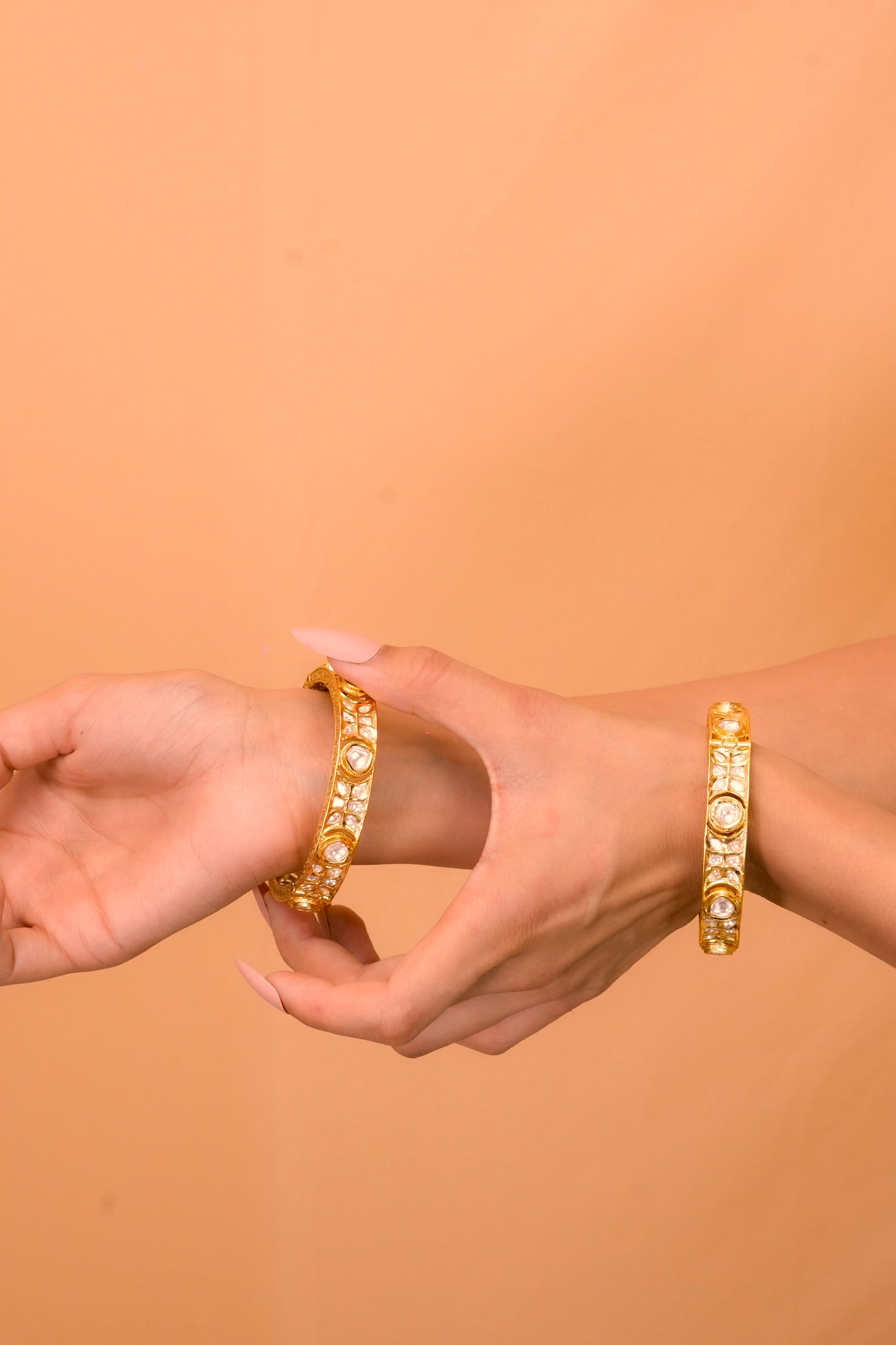 Ethnic Gold Kundan Screw Bangles