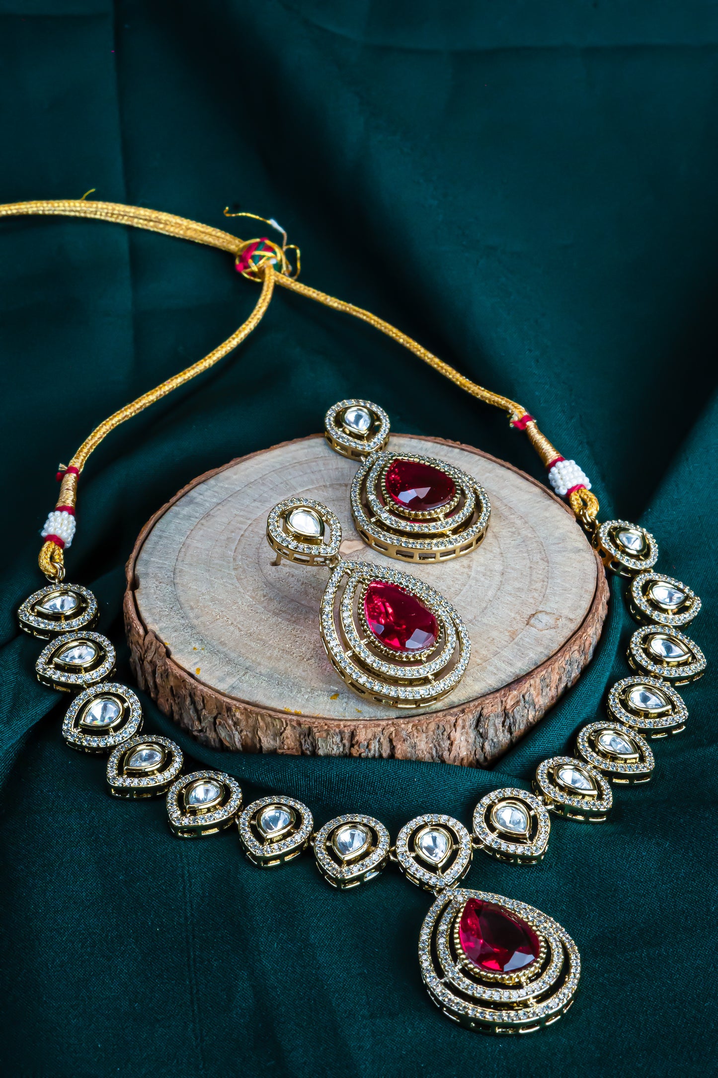 Antique Red Teardrop Kundan Necklace