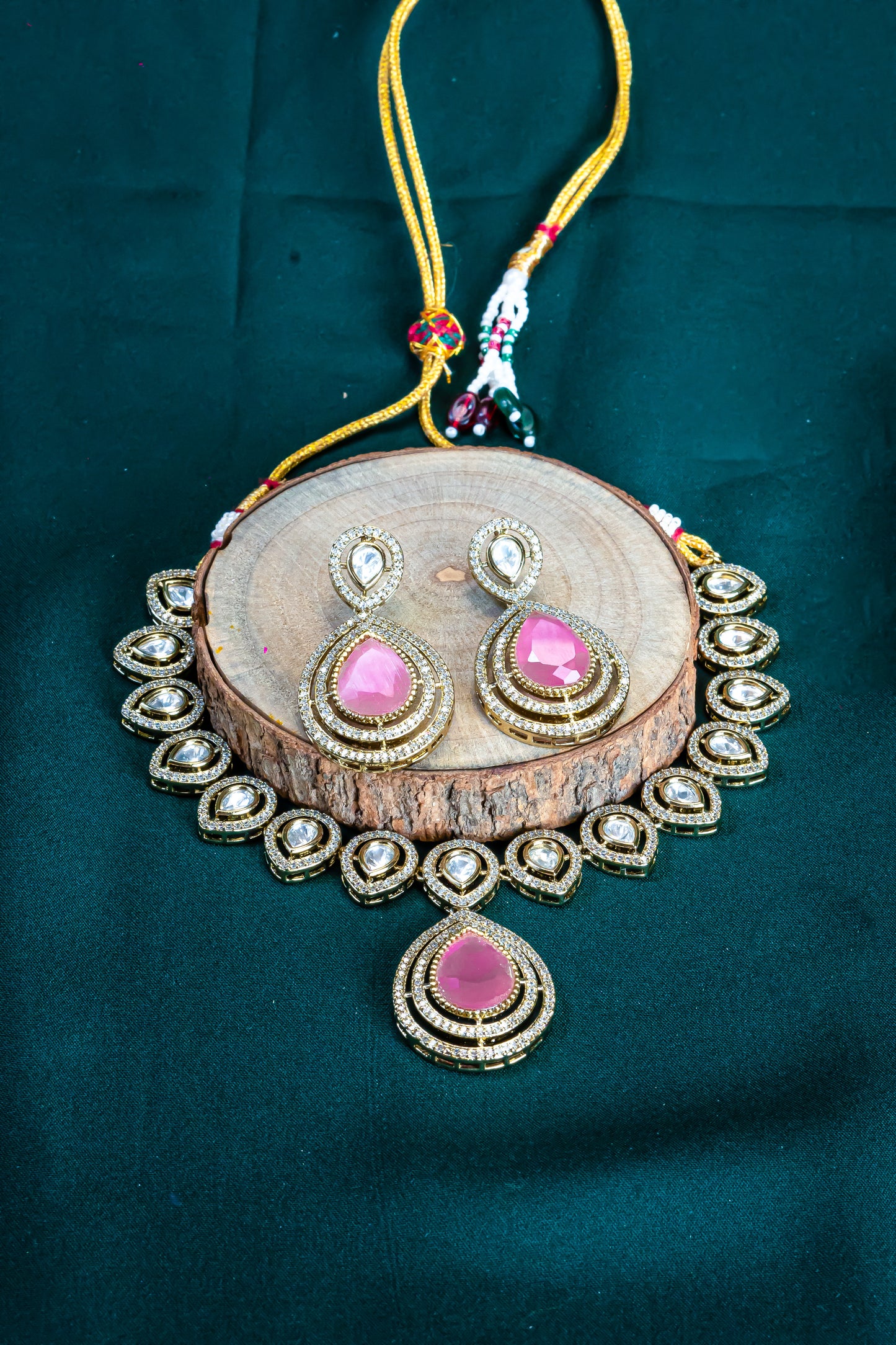 Antique Pink Teardrop Kundan Necklace