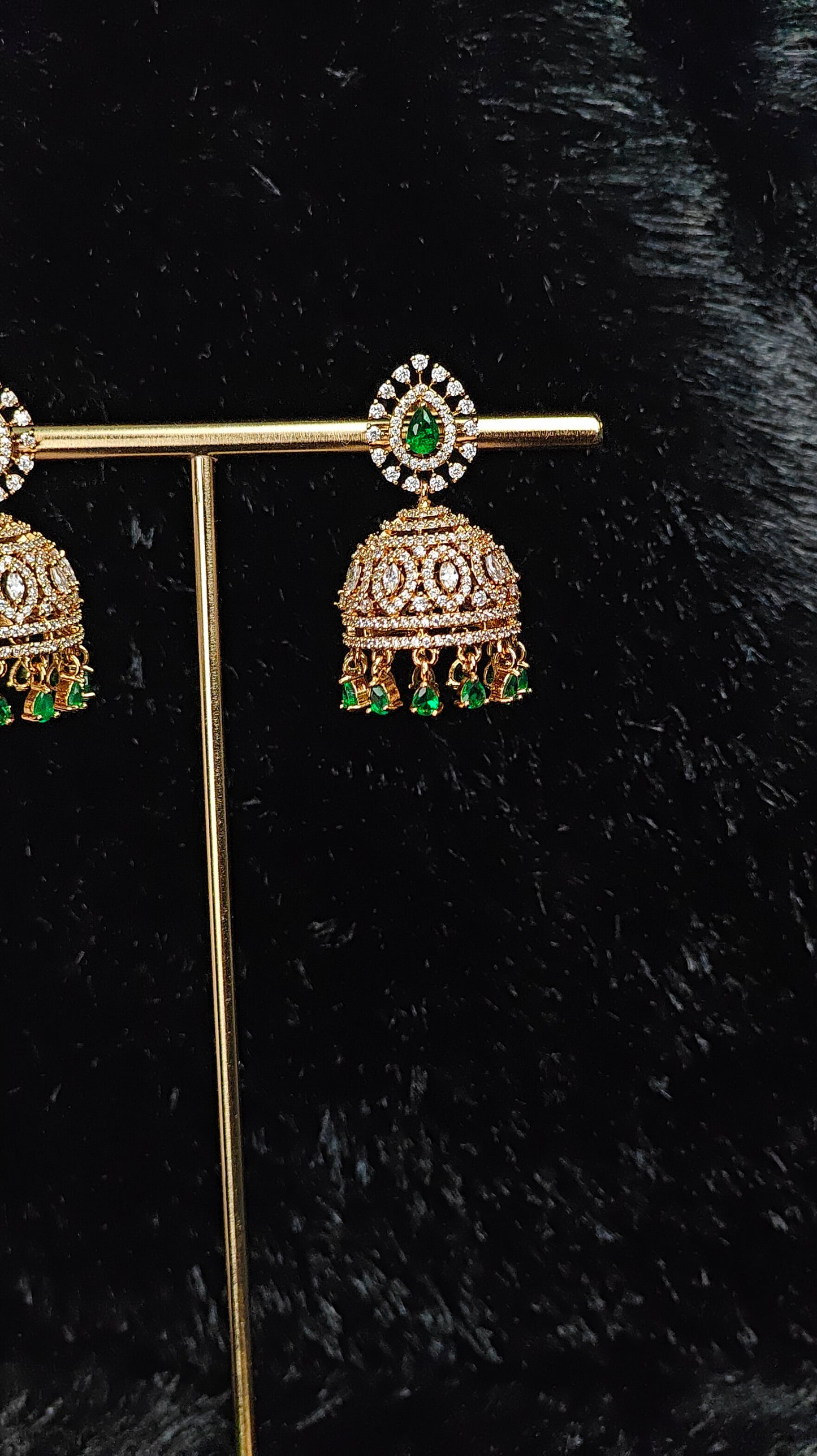 Royal Green Stone Kundan Jhumka Earrings