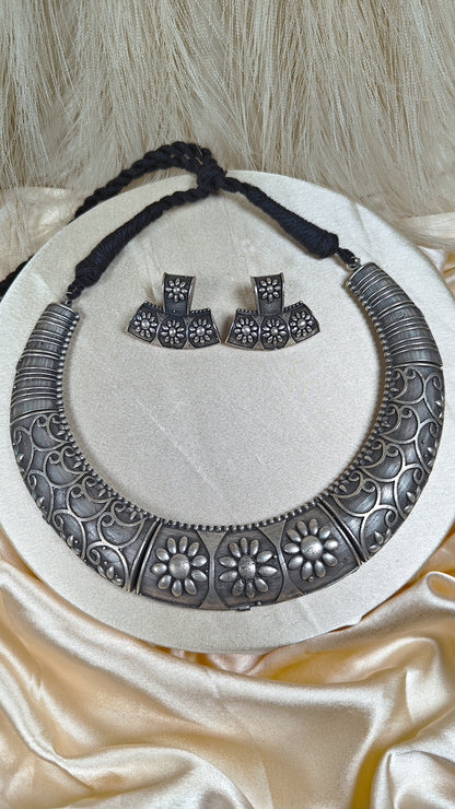 Bold Floral Engraved Oxidised Choker Set