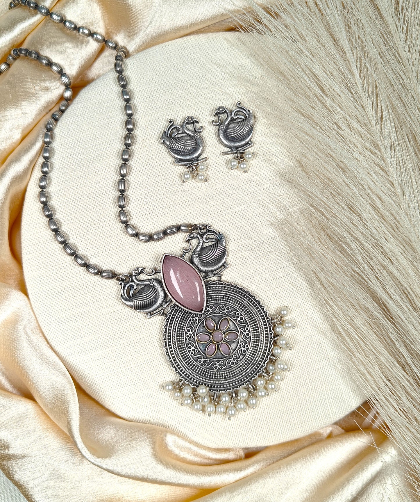 Swan Blossom Antique Silver Necklace Set