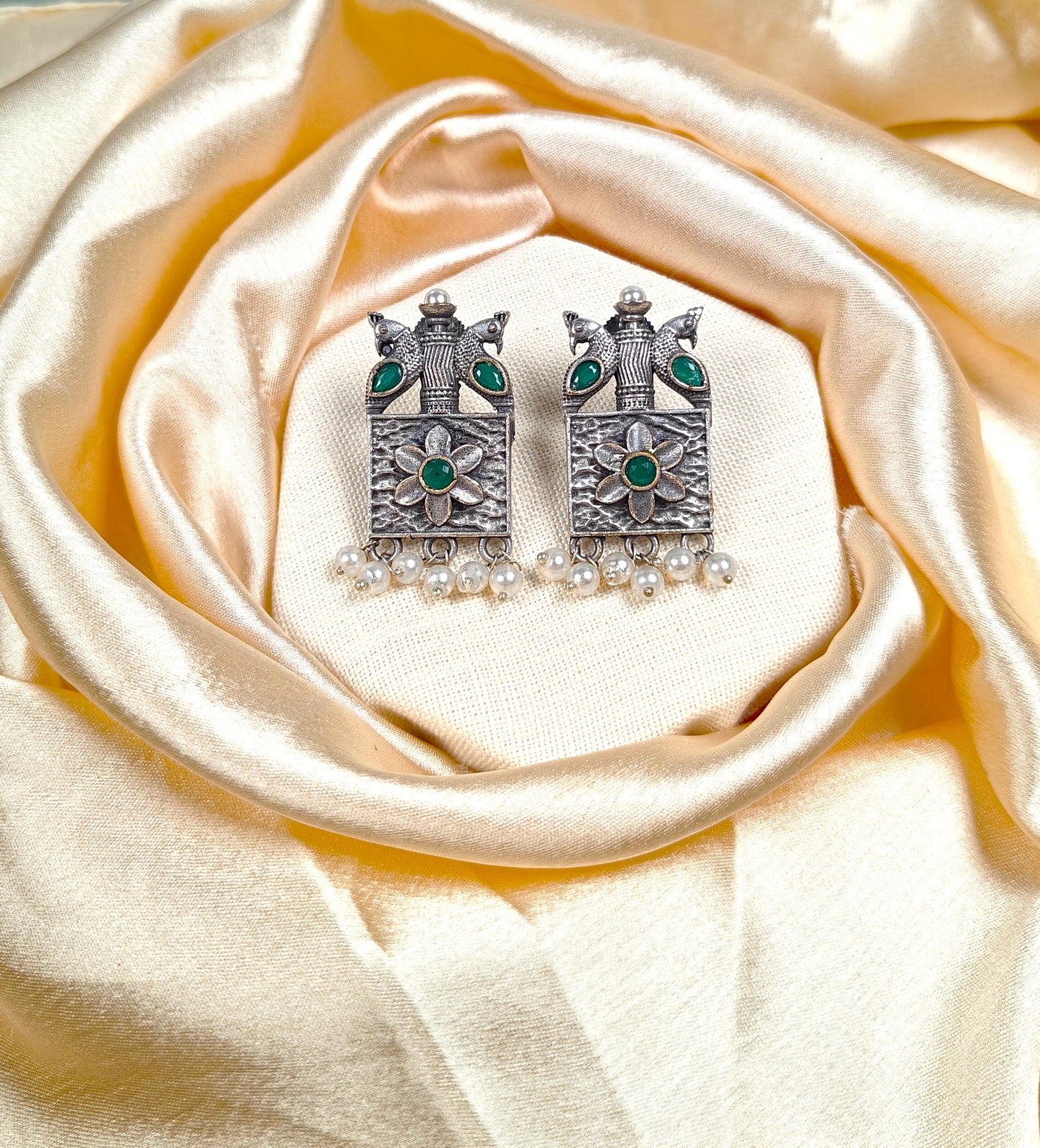 silver peacock green necklace set with earrings