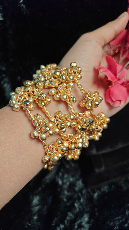 Royal Twist Ghungroo Kada Set