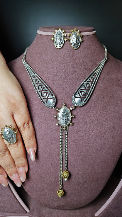 Royal Emblem Oxidised Pendant Necklace Set