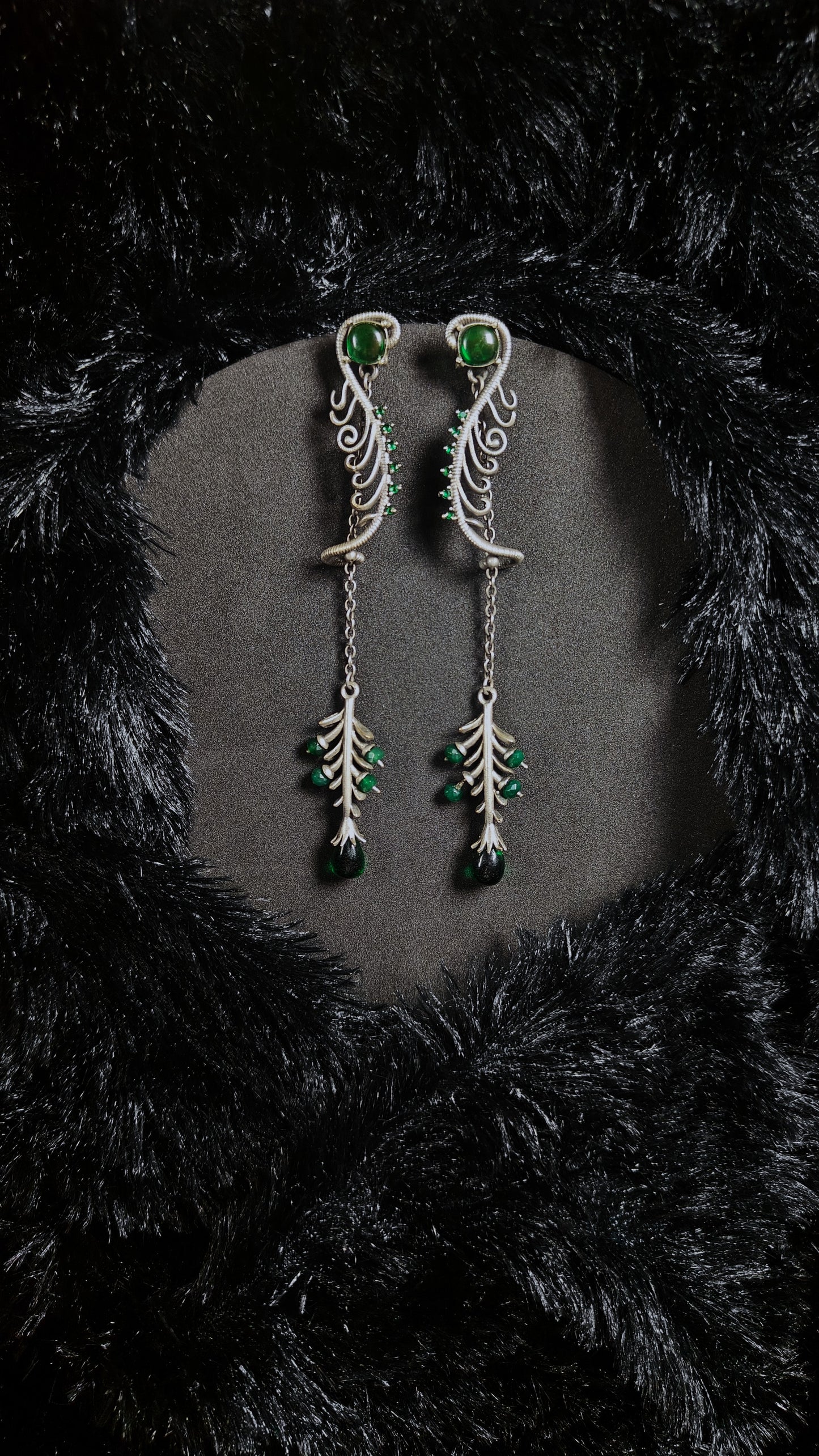 Emerald dewdrop green earrings - silver long drop floral earrings