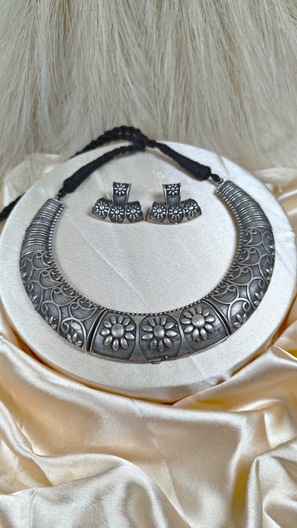 Bold Floral Engraved Oxidised Choker Set