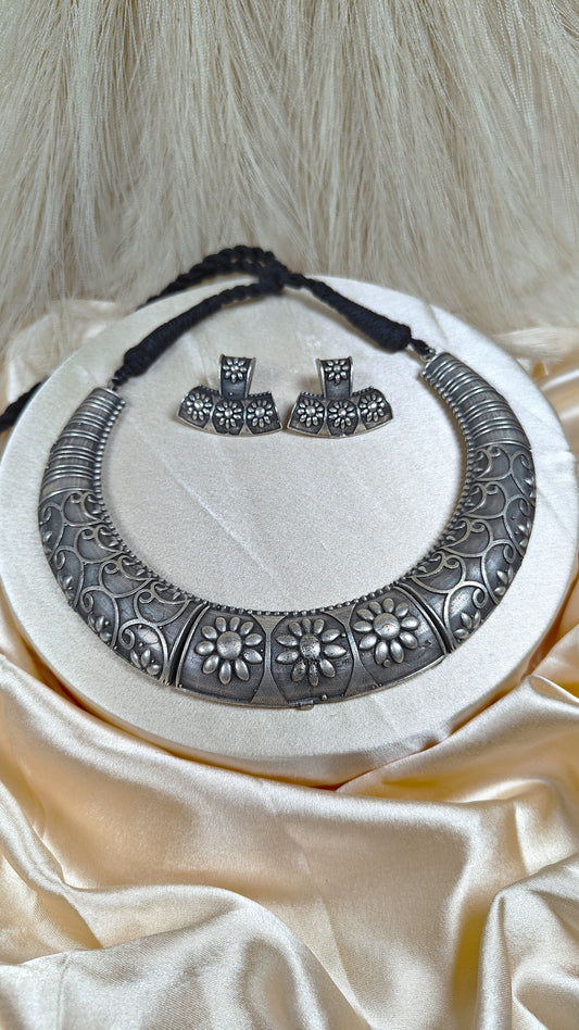 Bold Floral Engraved Oxidised Choker Set