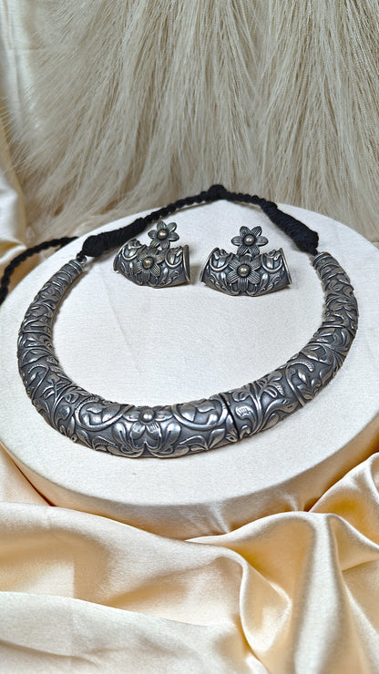 Vintage Bloom Oxidised Choker Set