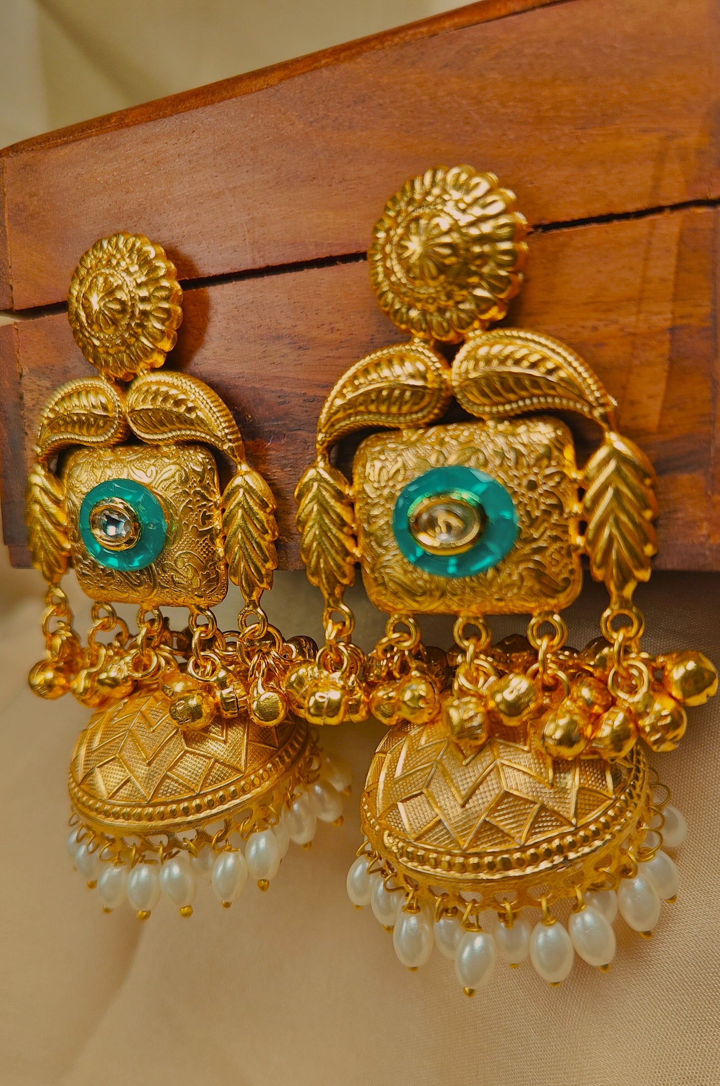 Zeenat-e-Kashmir Green Stone Jhumka Earrings