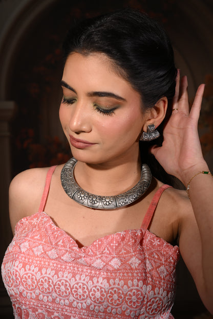 Bold Floral Engraved Oxidised Choker Set