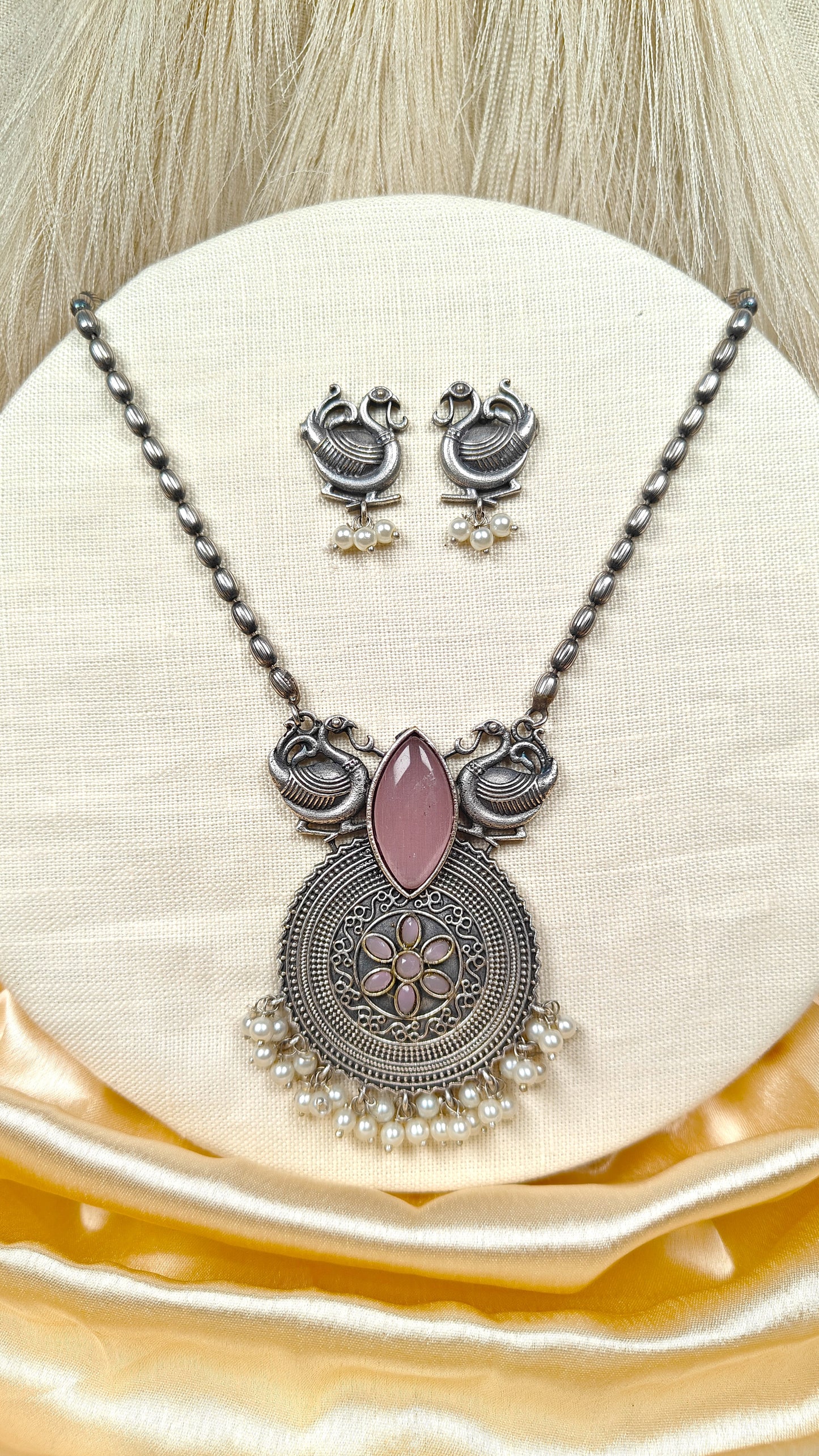 Swan Blossom Antique Silver Necklace Set