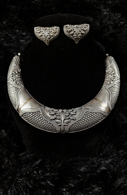 Tribal Engraved Oxidised Choker Set