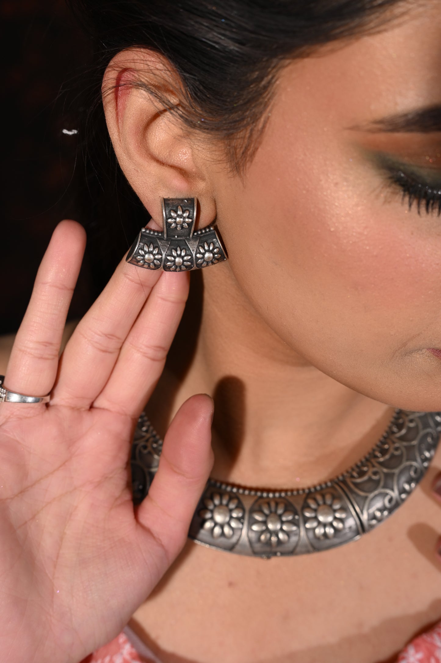 Bold Floral Engraved Oxidised Choker Set